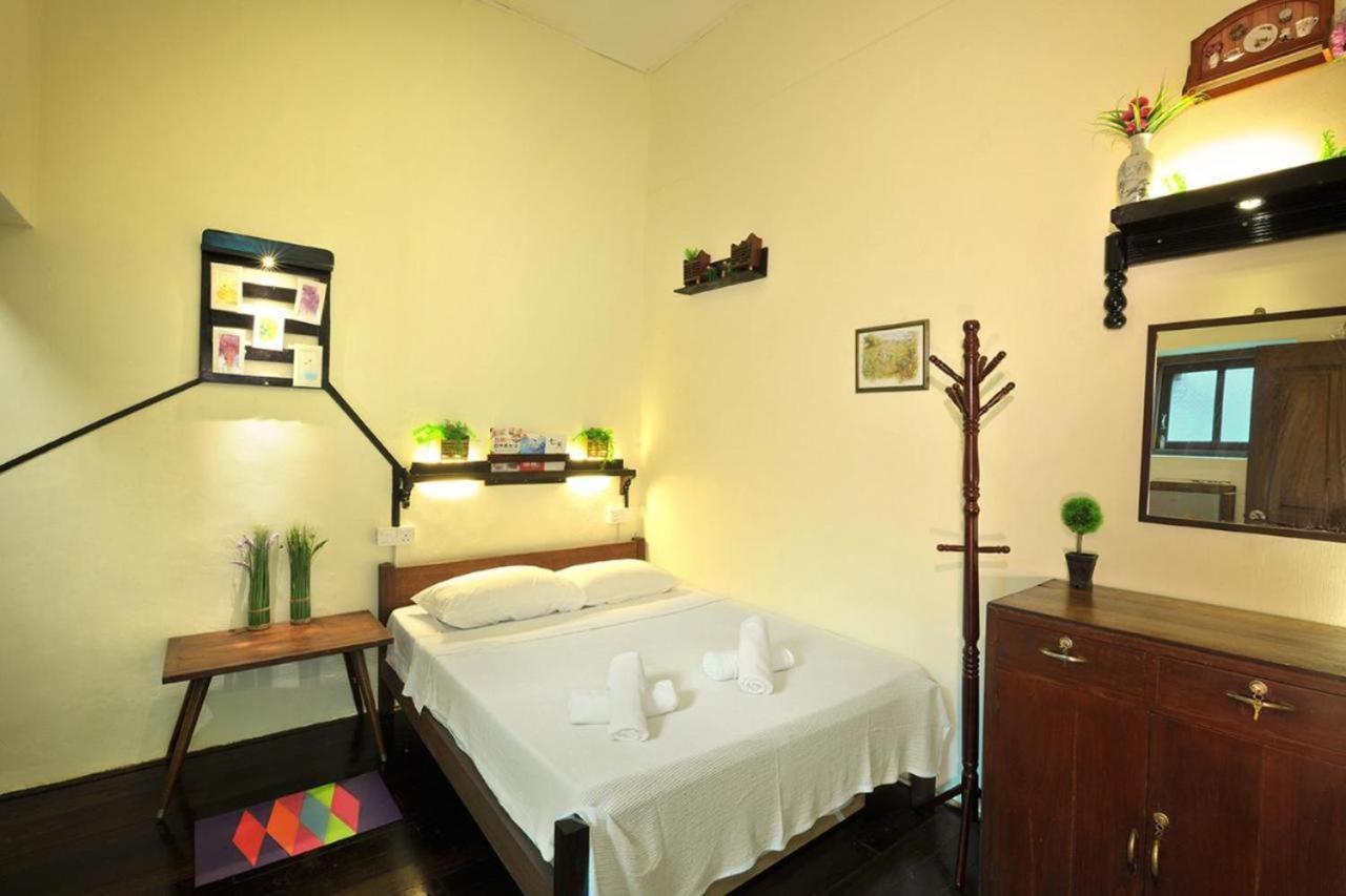 Silver Shine Guest House 乔治敦 外观 照片