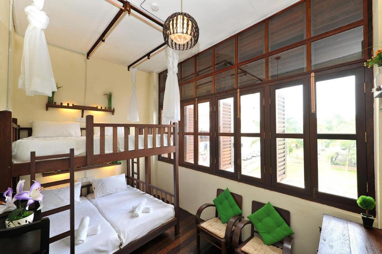 Silver Shine Guest House 乔治敦 外观 照片