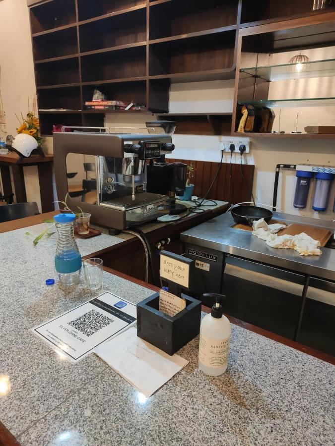 Silver Shine Guest House 乔治敦 外观 照片